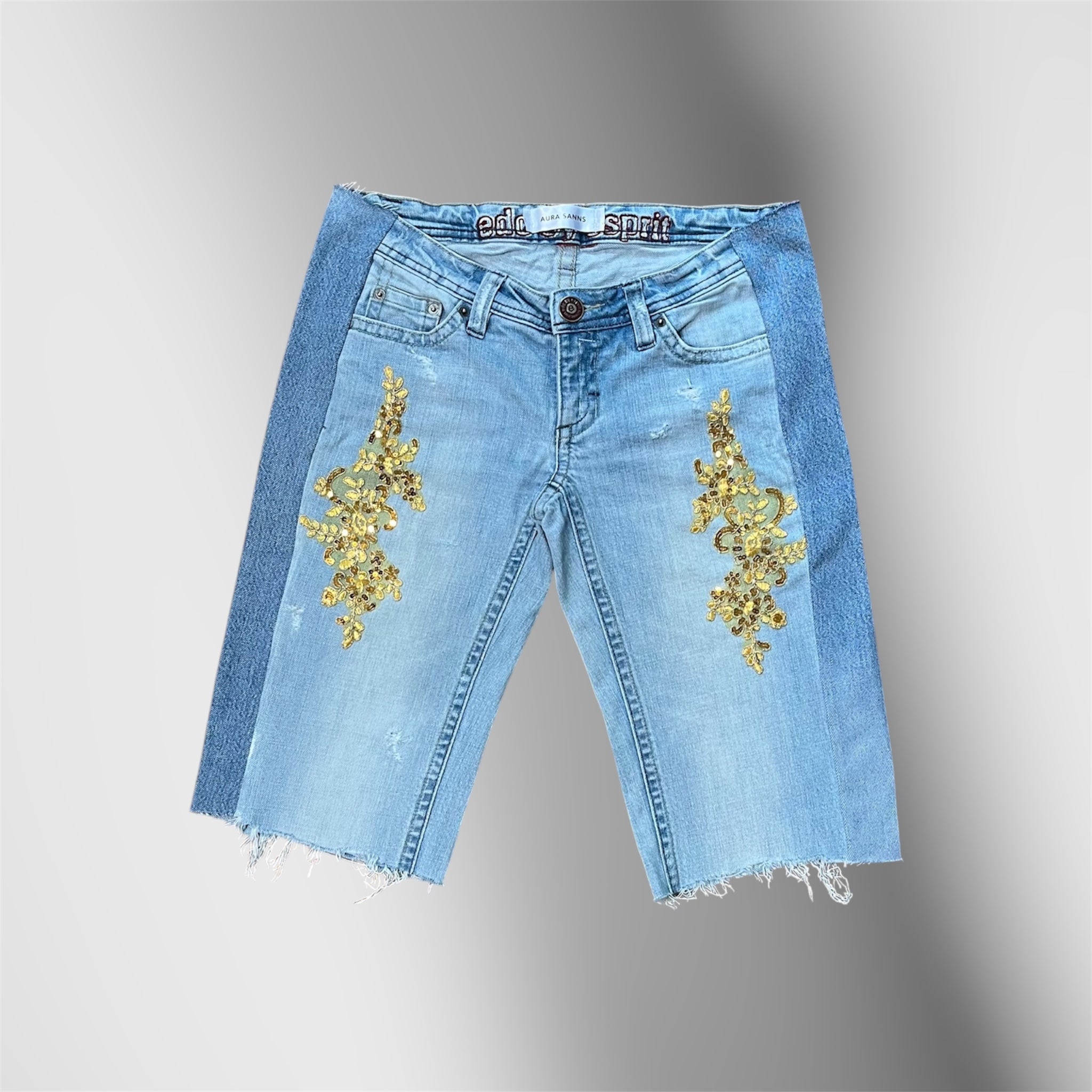 GOLDEN AURA LOW WAISTED JORT JEAN W32 L21 ONE OF ONE