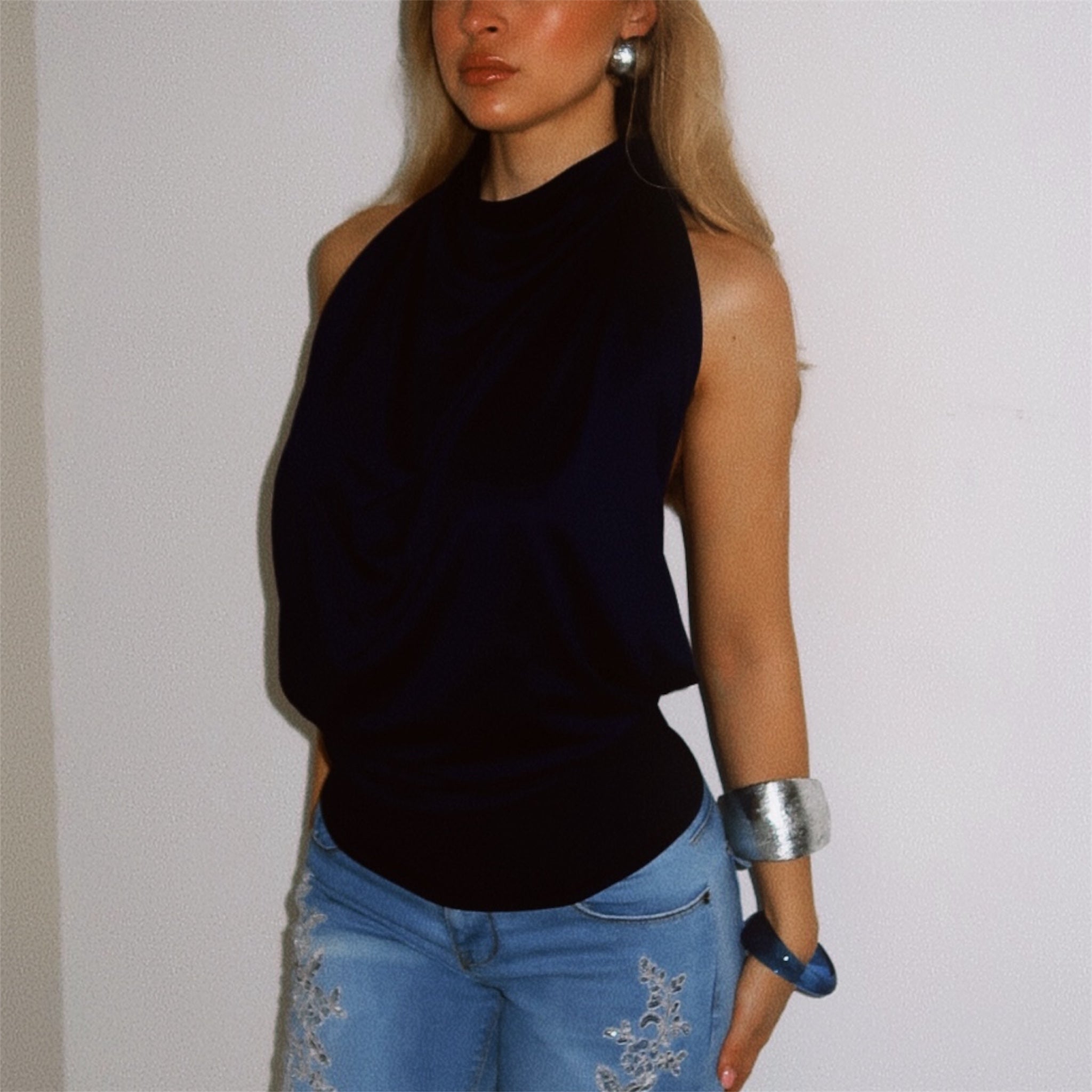 SUNTRACE BACKLESS TOP