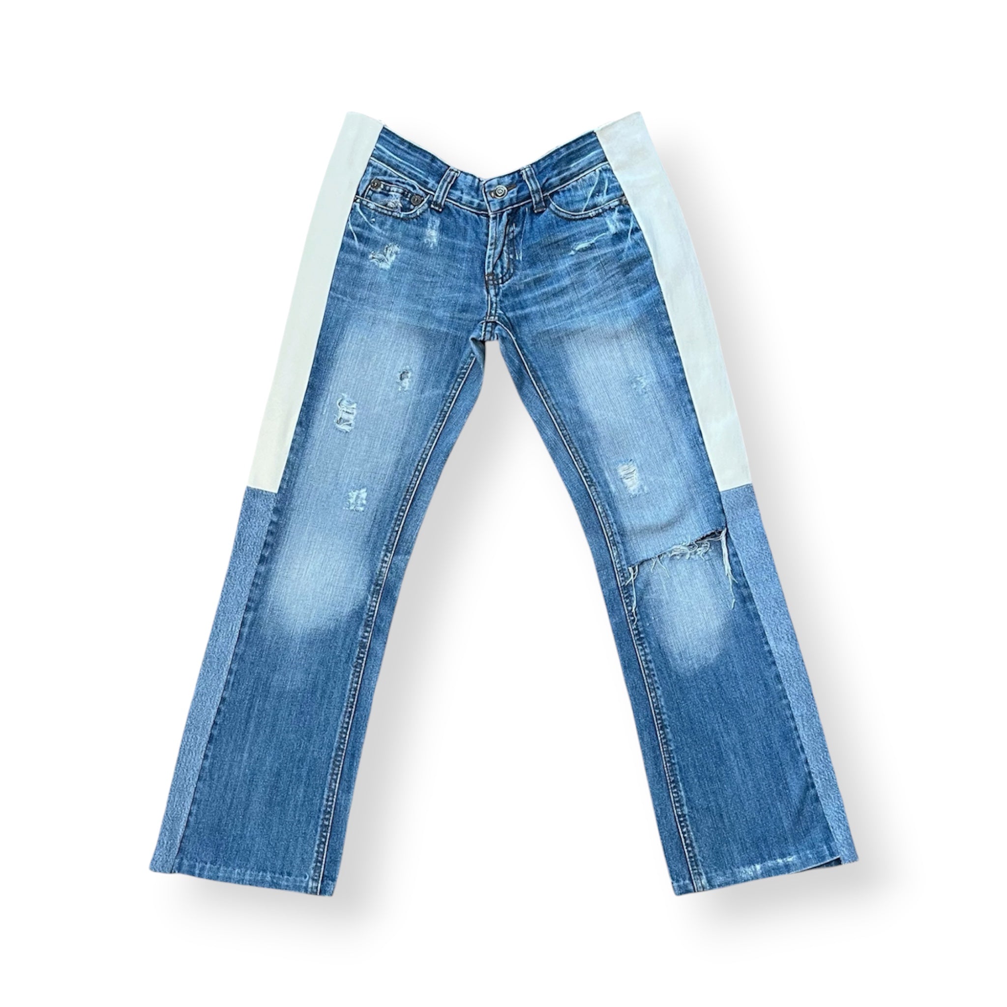 LOW WAISTED CONTRAST JEAN W32 L36 ONE OF ONE