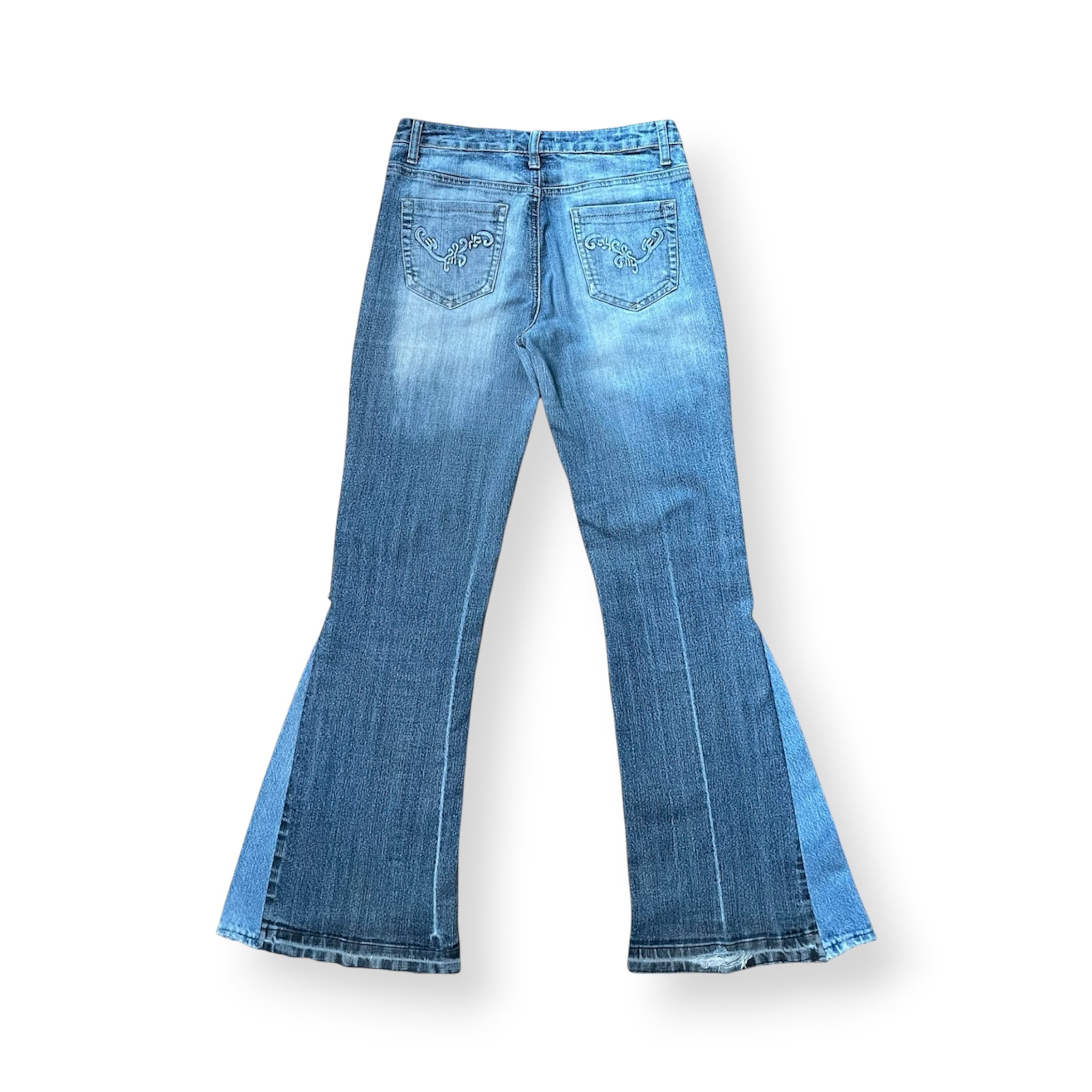 LOW WAISTED CONTRAST FLARE JEAN W28 L40 ONE OF ONE