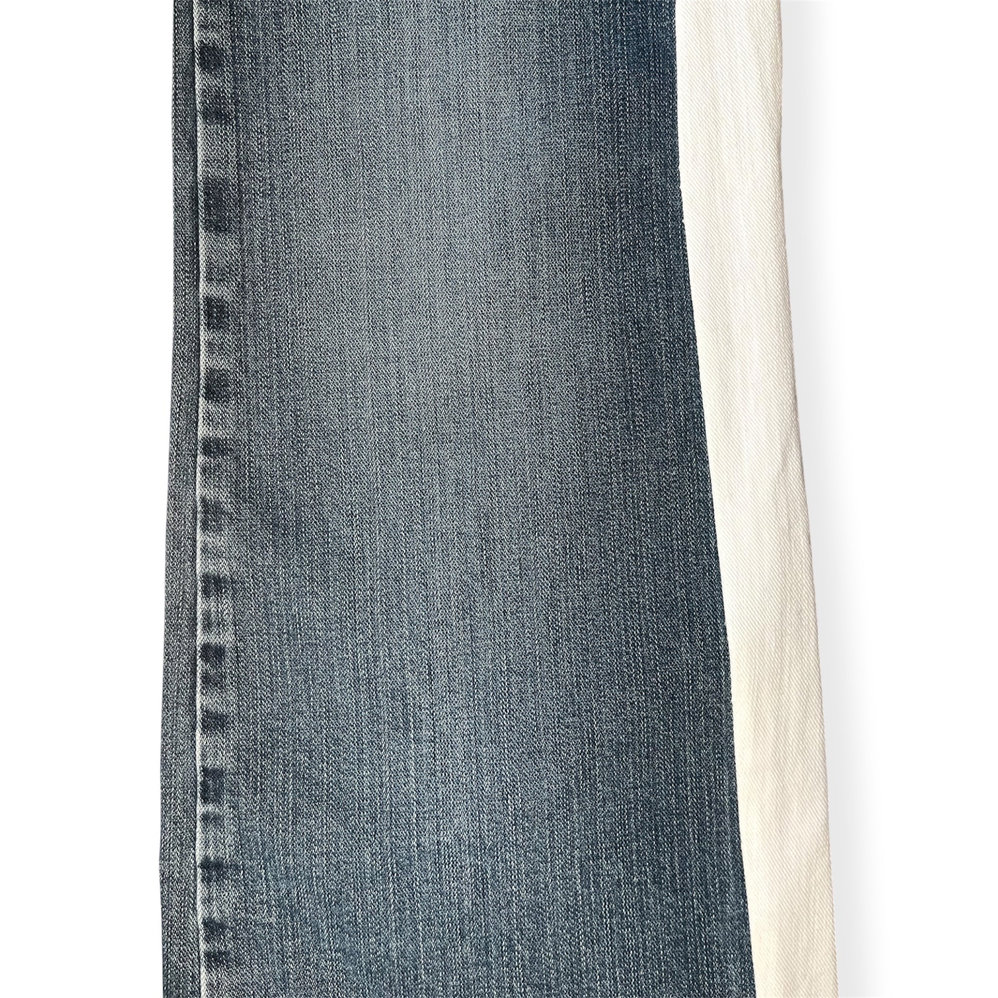 LOW WAISTED CONTRAST JEAN W28 L37 ONE OF ONE