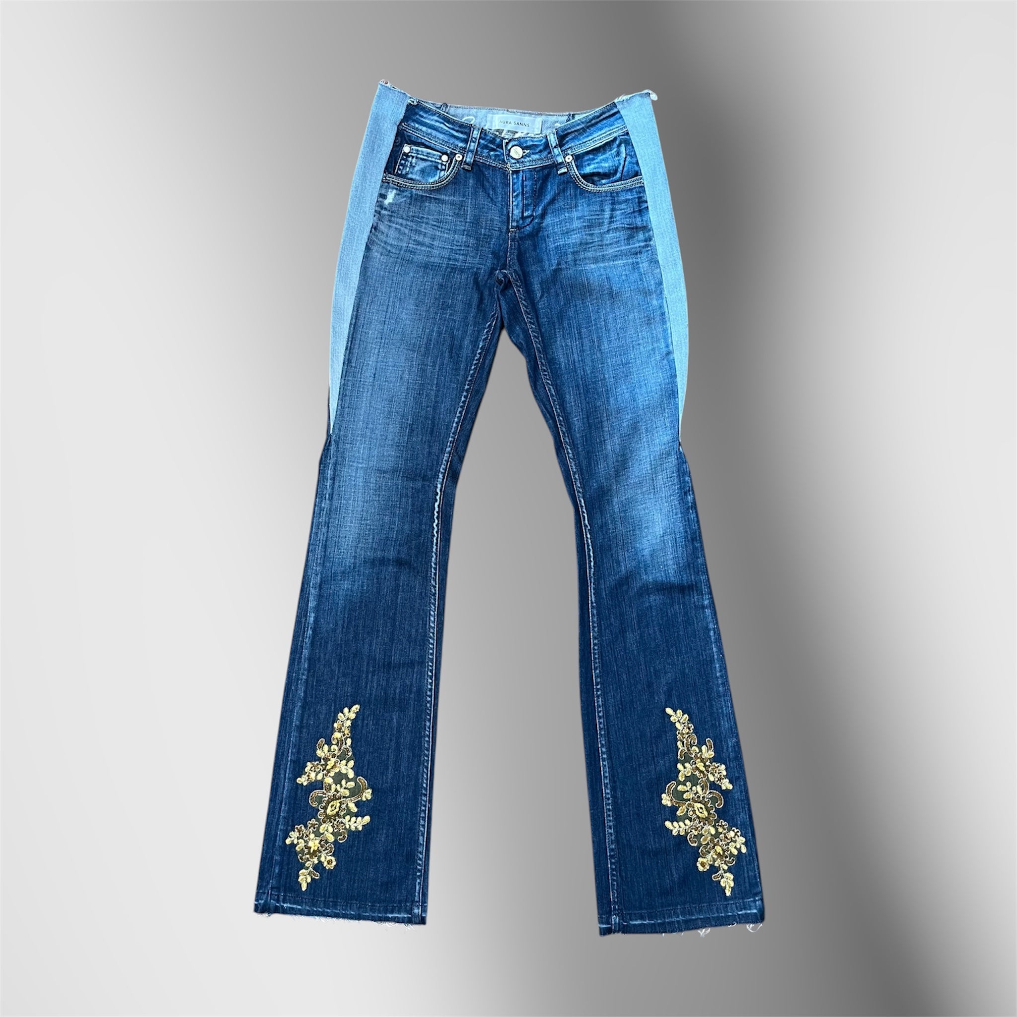 GOLDEN AURA LOW WAISTED LONG FLARE JEAN W30 L42