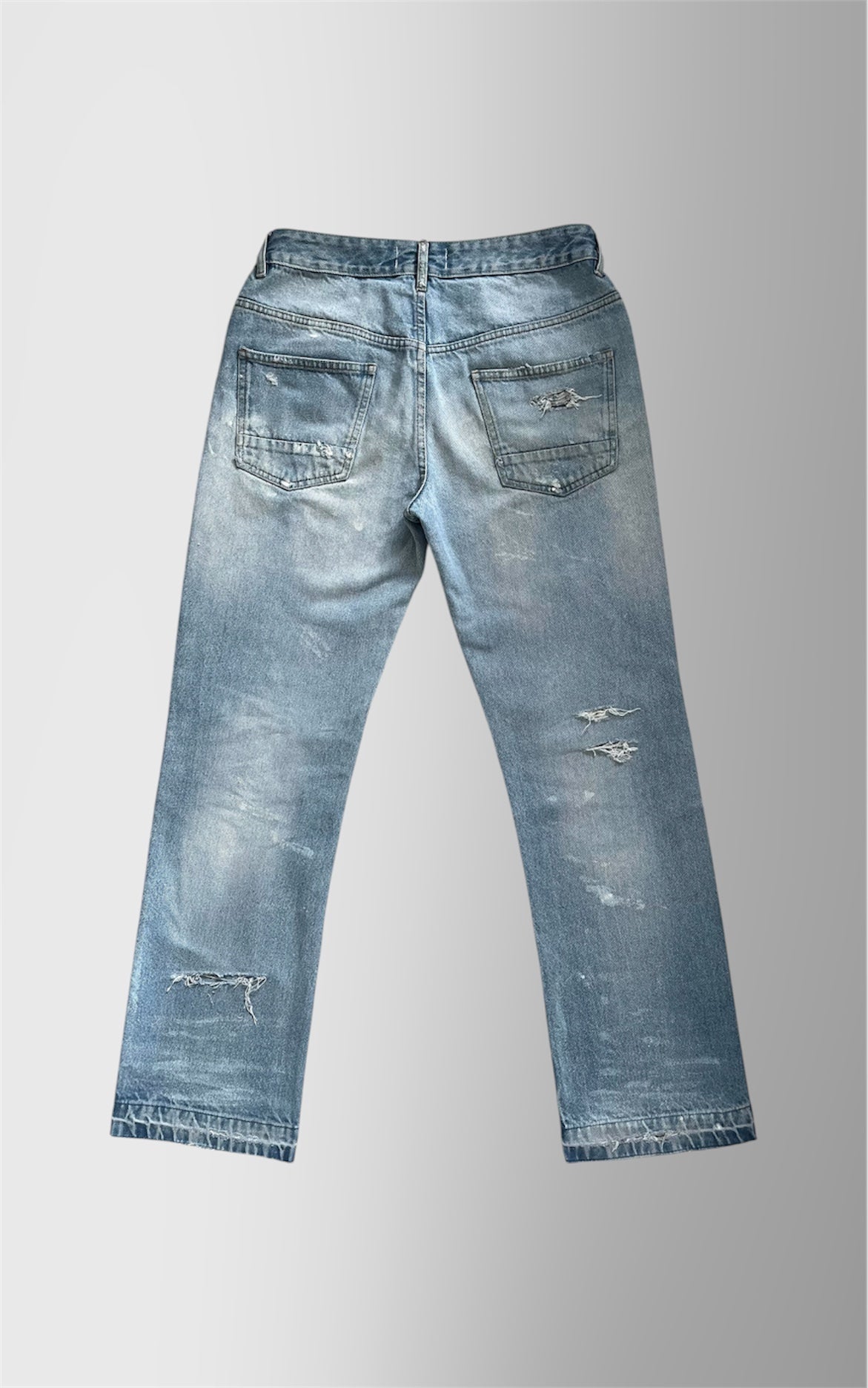 PAINTER LOW RISE JEAN W30 L38 ONE OF ONE