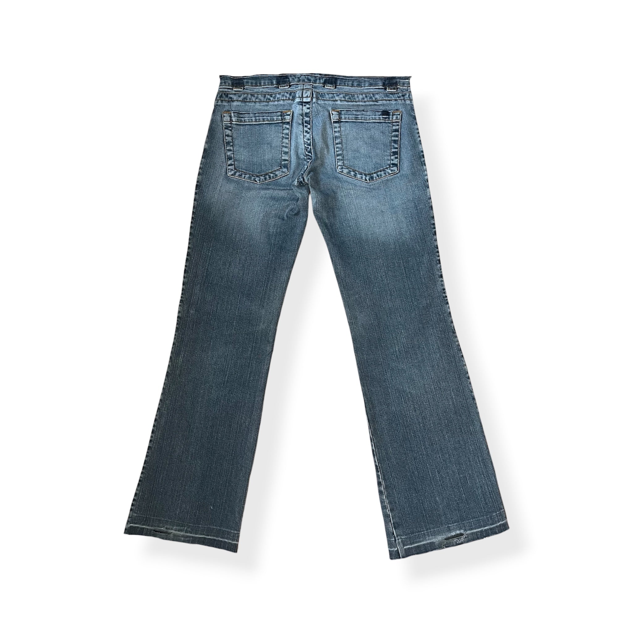 LOW WAISTED CONTRAST JEAN W28 L37 ONE OF ONE
